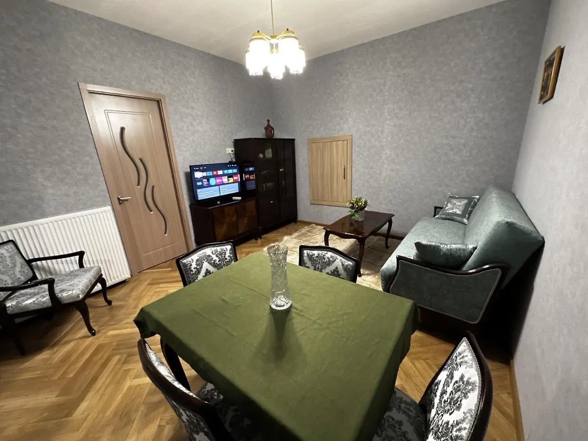 טביליסי Queen'S Fountain Apartments 0*,  גאורגיה