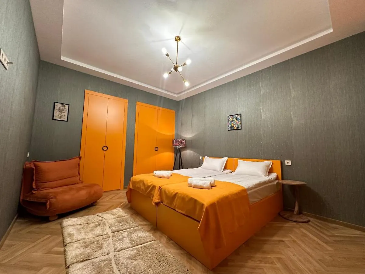 טביליסי Queen'S Fountain Apartments 0*,